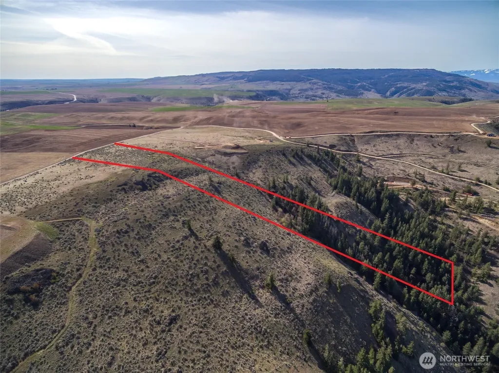 13 Road S NW Waterville WA 98858