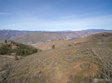 13 Road S NW Waterville WA 98858