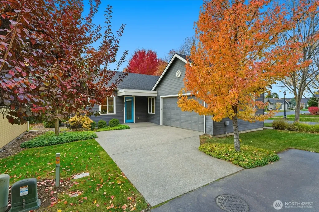706 Nuthatch Drive College Place WA 99324