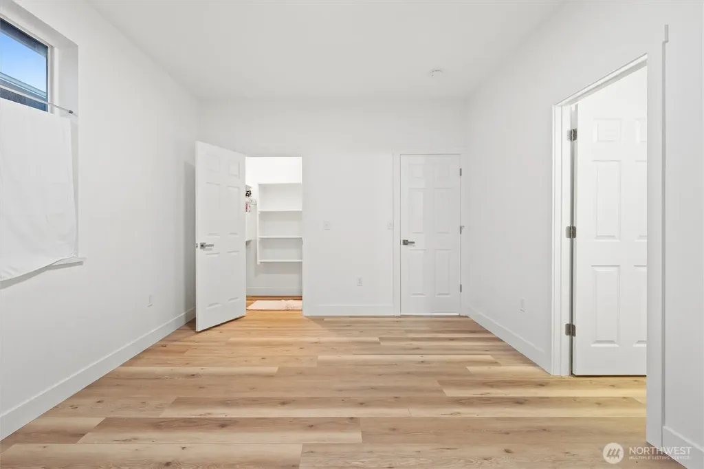 516 W Main Avenue Soap Lake WA 98851