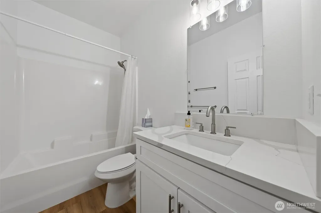 516 W Main Avenue Soap Lake WA 98851