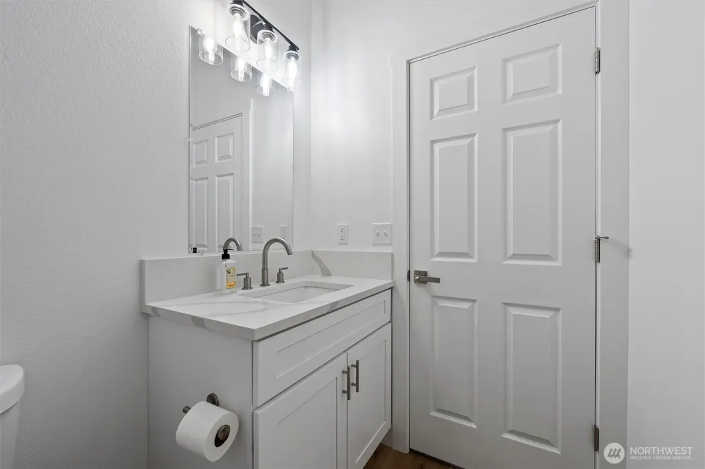 516 W Main Avenue Soap Lake WA 98851