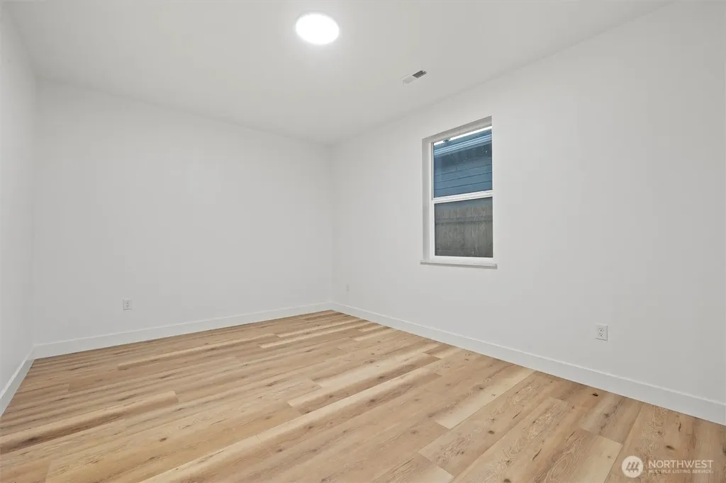 516 W Main Avenue Soap Lake WA 98851