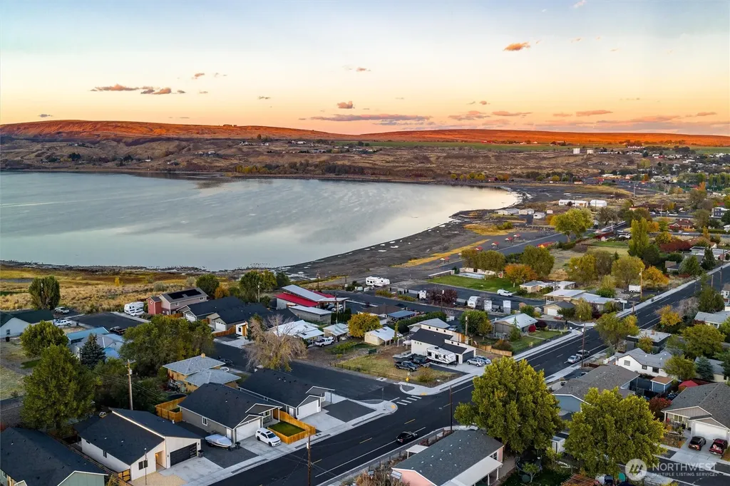 516 W Main Avenue Soap Lake WA 98851