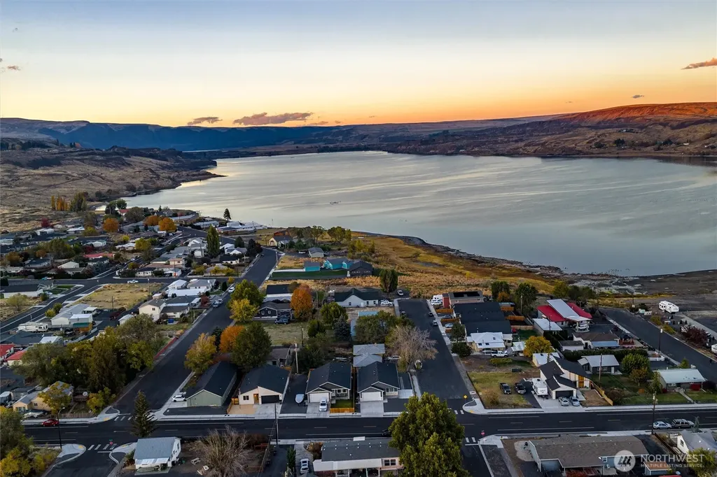 516 W Main Avenue Soap Lake WA 98851