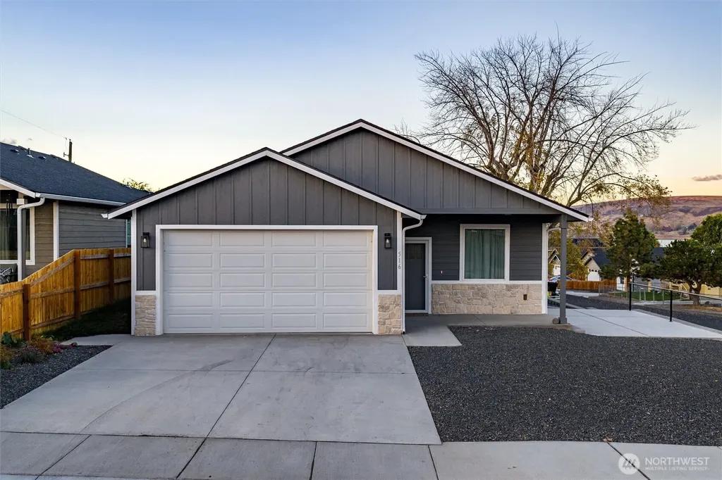 516 W Main Avenue Soap Lake WA 98851