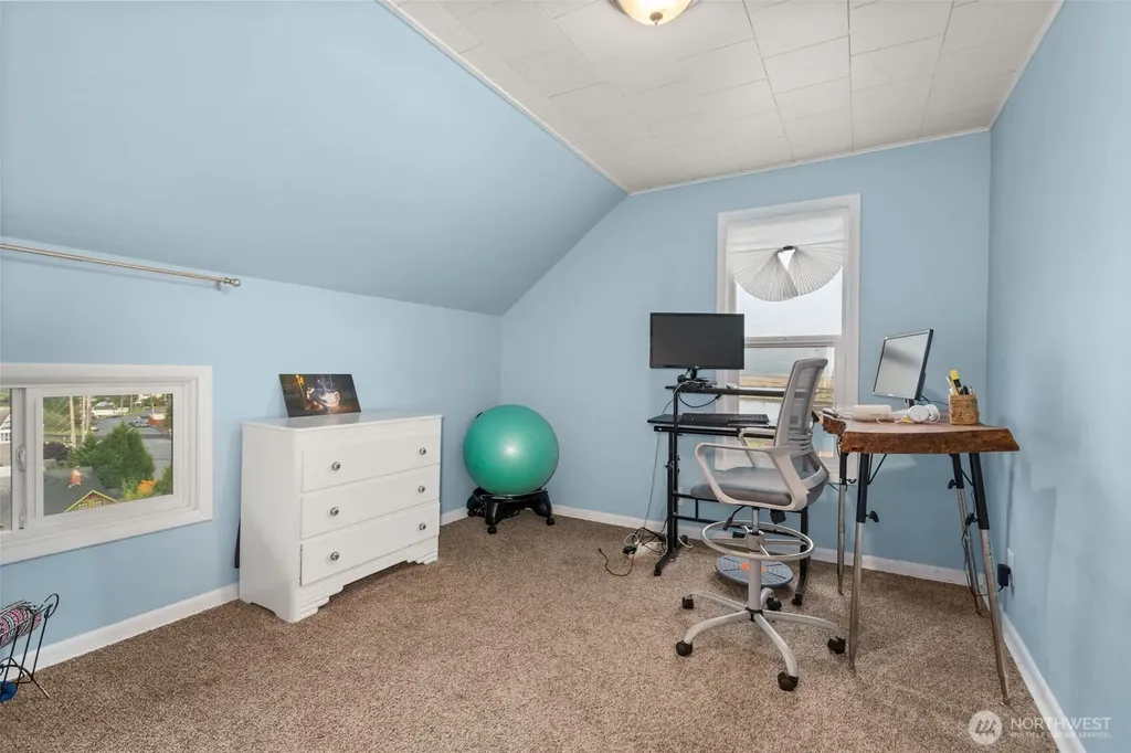 716 First Street W South Bend WA 98586
