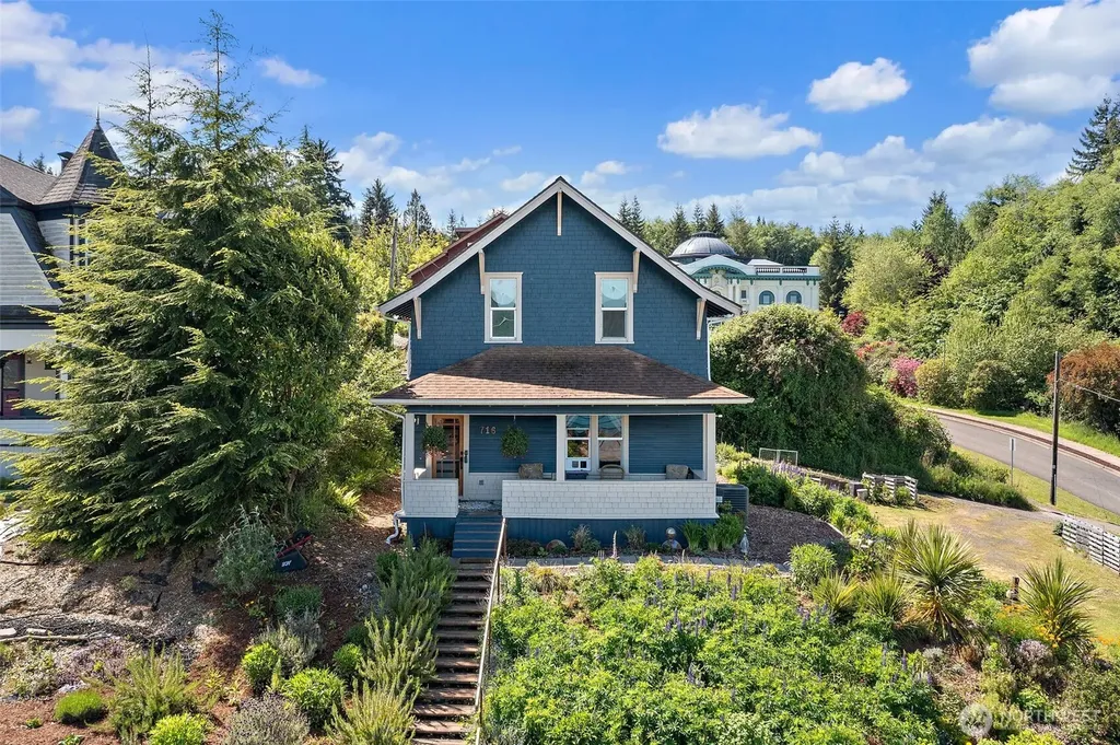716 First Street W South Bend WA 98586