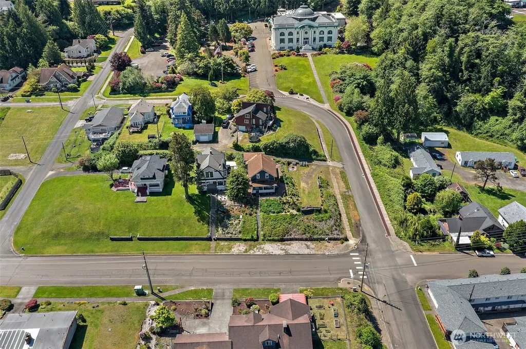 716 First Street W South Bend WA 98586