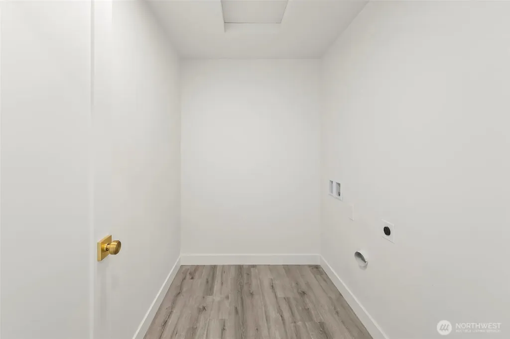 3102 44th Avenue NE Tacoma WA 98422