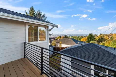 3102 44th Avenue NE Tacoma WA 98422
