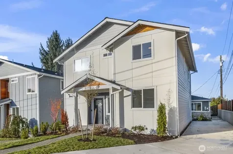 3102 44th Avenue NE Tacoma WA 98422