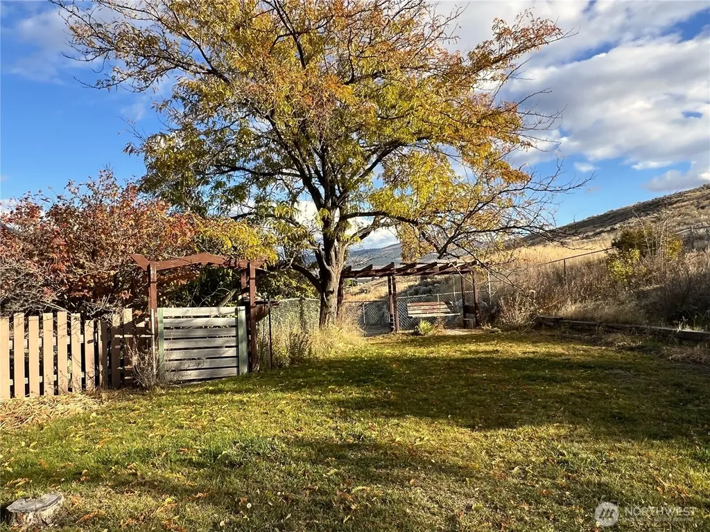 464 Highway 20 Tonasket WA 98855