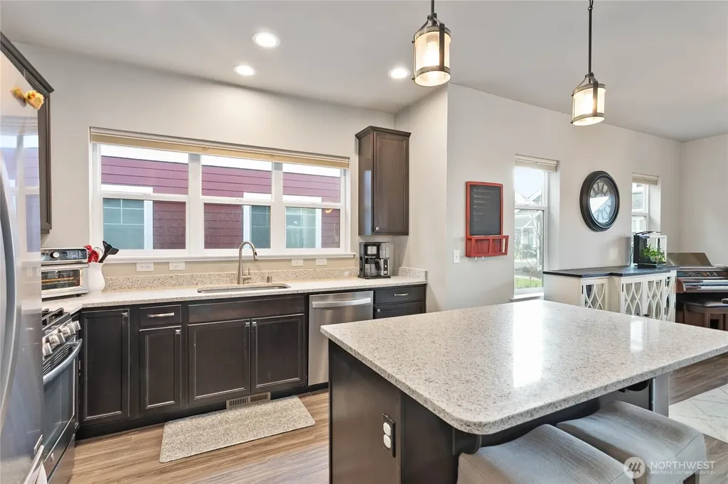 1970 N Prairie Lane Lynden WA 98264