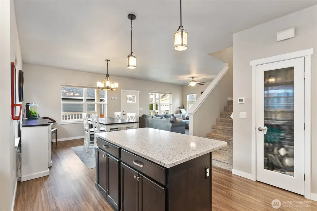 1970 N Prairie Lane Lynden WA 98264