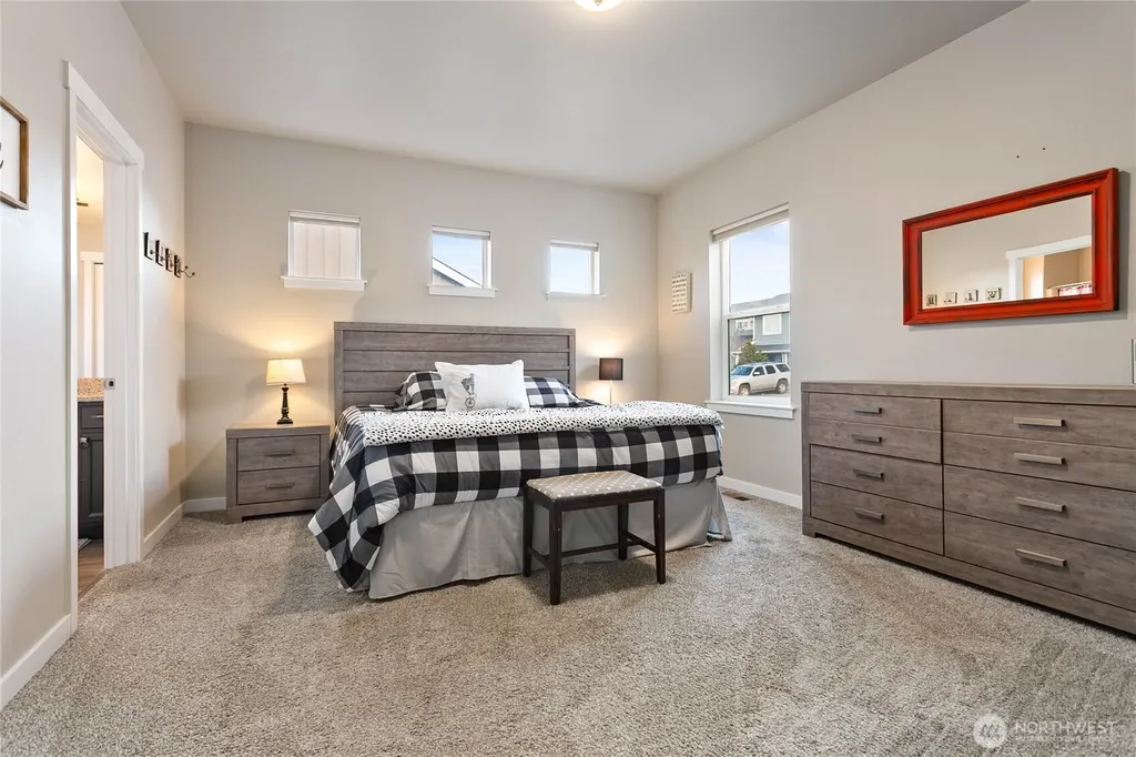 1970 N Prairie Lane Lynden WA 98264
