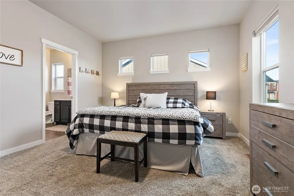 1970 N Prairie Lane Lynden WA 98264
