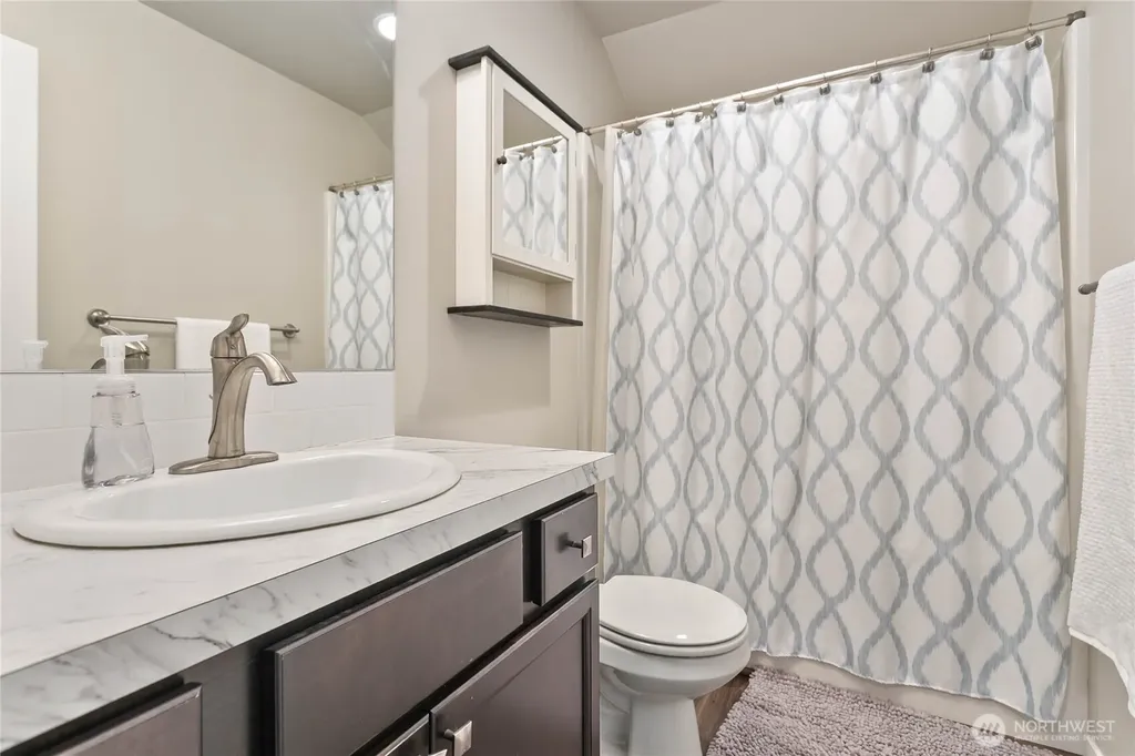 1970 N Prairie Lane Lynden WA 98264