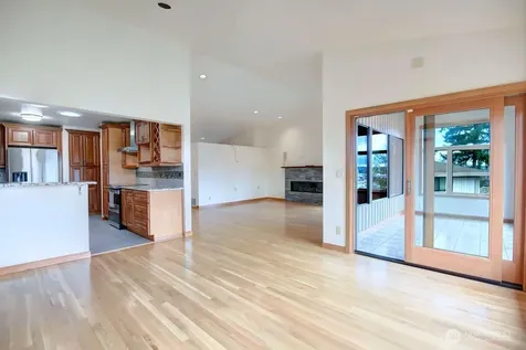 4322 29th Avenue W Seattle WA 98199
