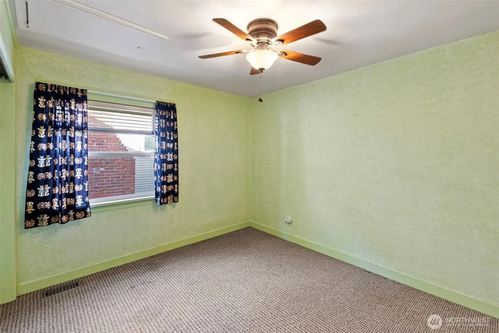 410 S Charleston Avenue Bremerton WA 98312