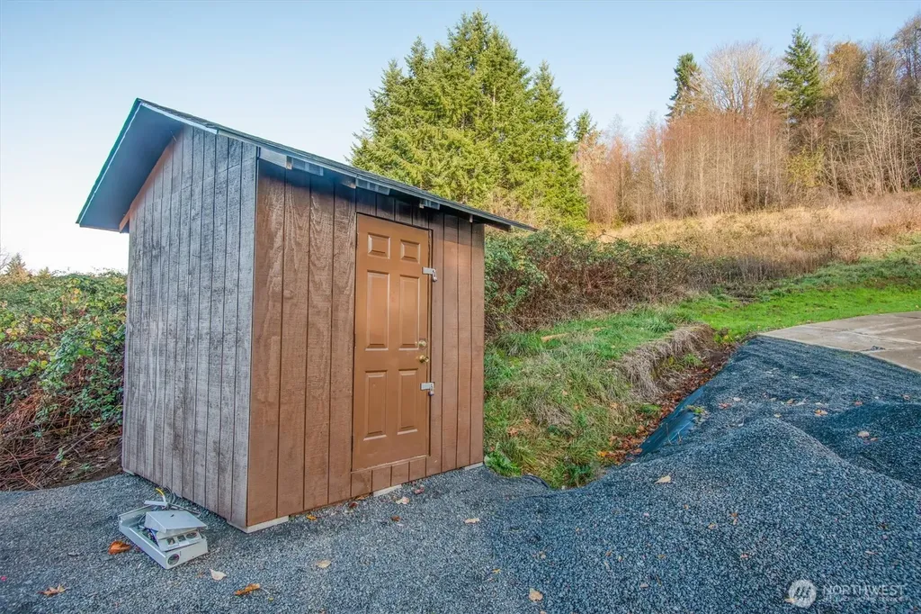 110 Lenora Lane Kelso WA 98626