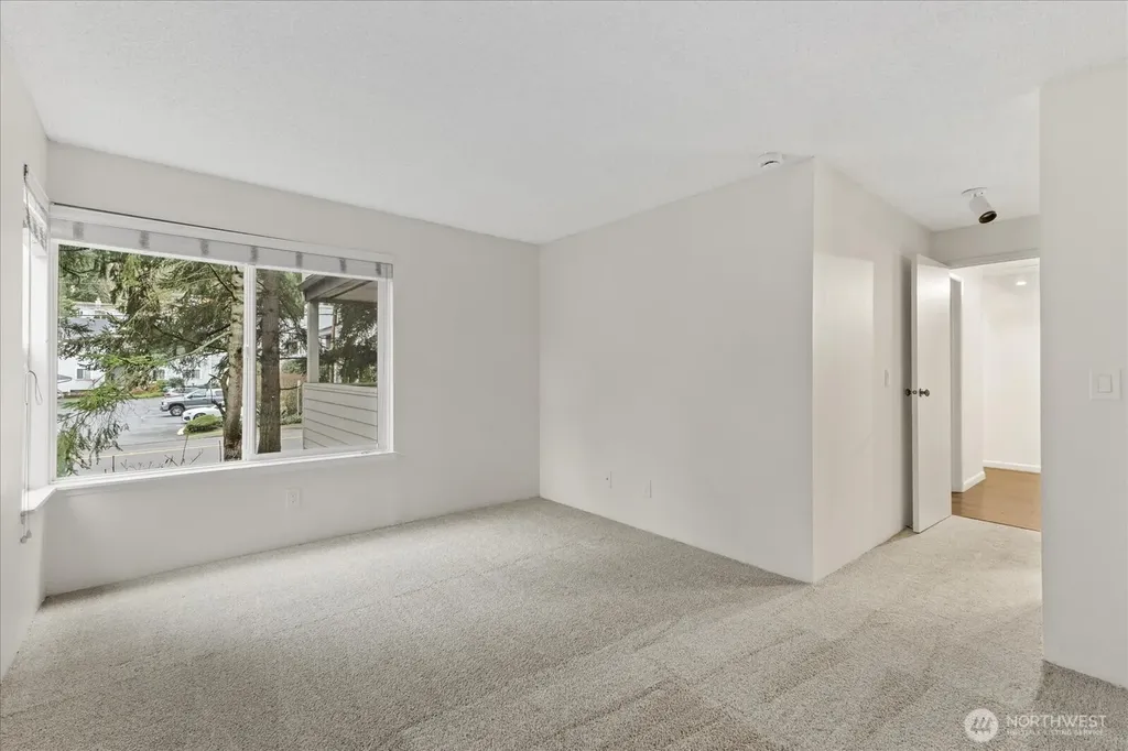 11815 93rd Lane NE Kirkland WA 98034