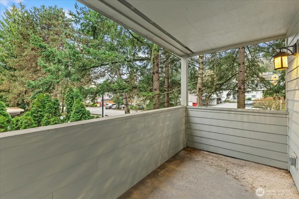 11815 93rd Lane NE Kirkland WA 98034
