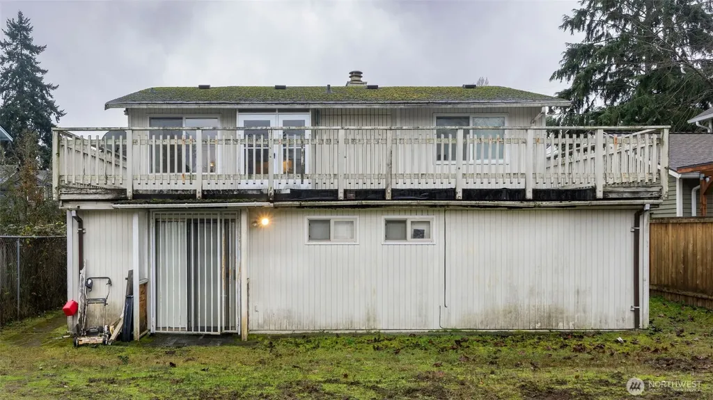 928 N 98th Street Seattle WA 98103