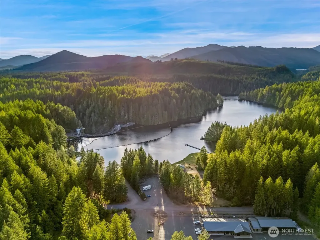 451 N Standstill Drive S Hoodsport WA 98548