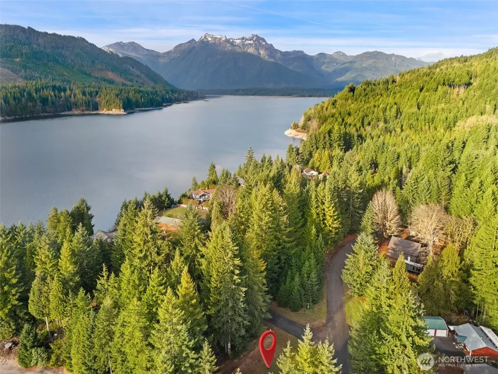 451 N Standstill Drive S Hoodsport WA 98548