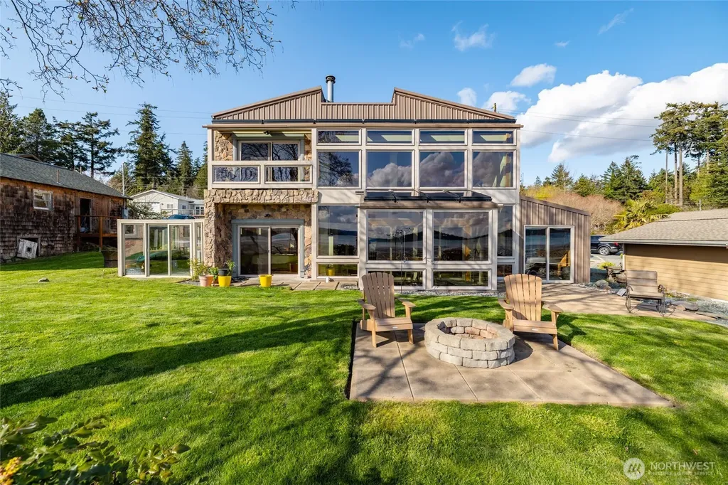 13207 Satterlee Road Anacortes WA 98221