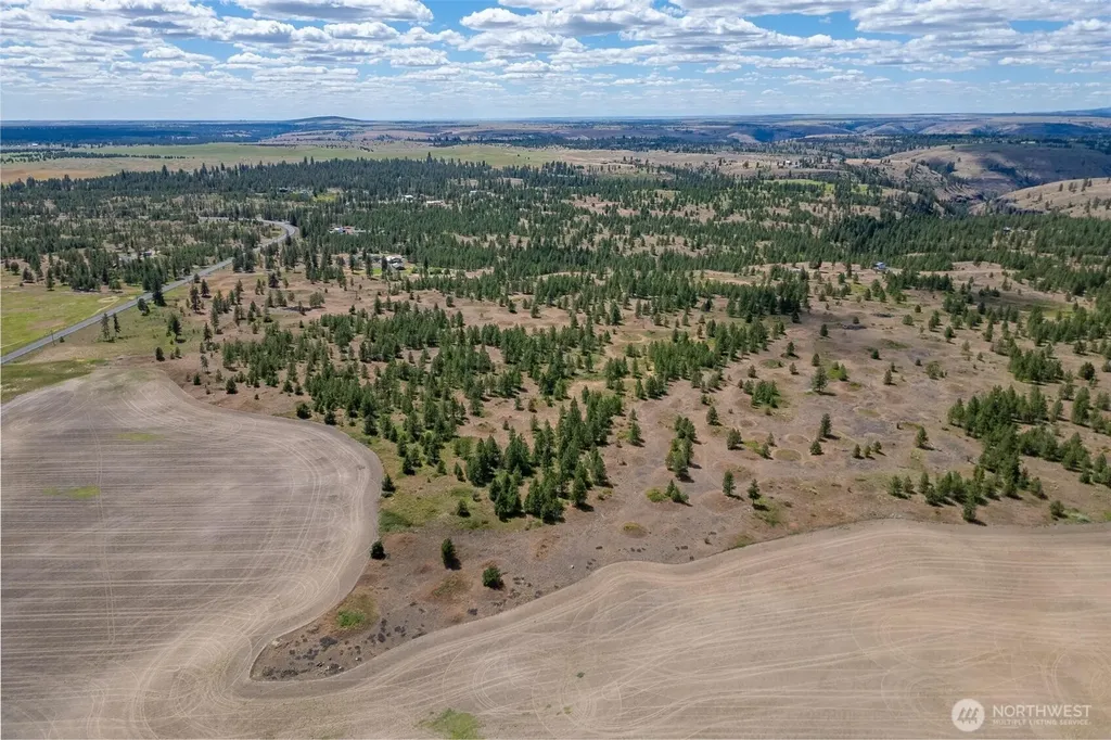 35350 Prairie Lane N Creston WA 99112