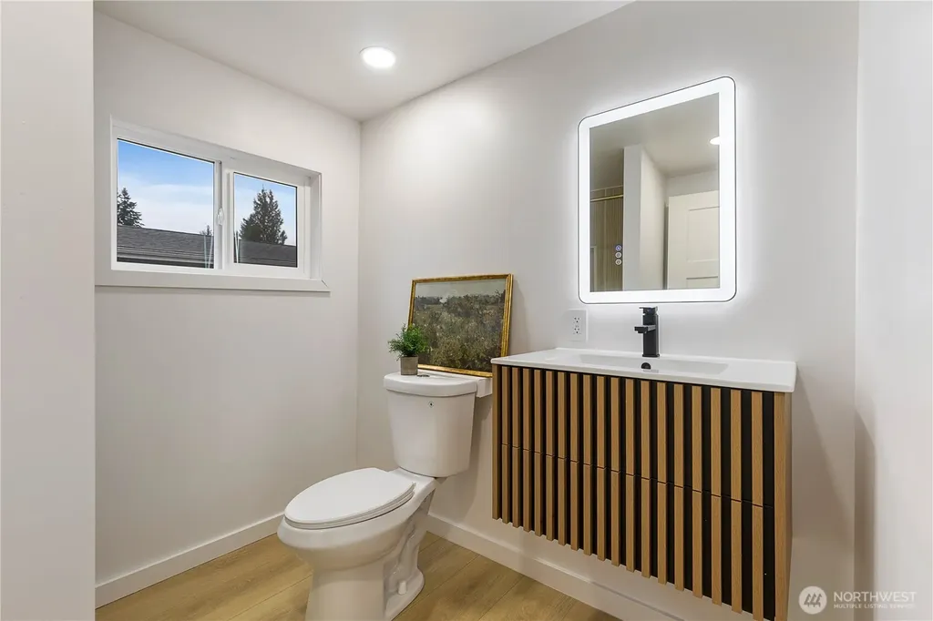 31108 3rd Avenue Black Diamond WA 98010