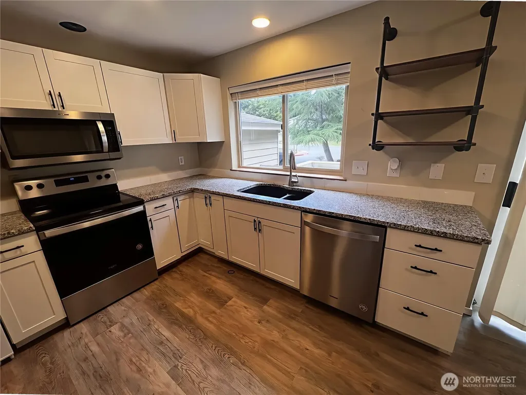 5624 Wisteria Lane NE Bremerton WA 98311