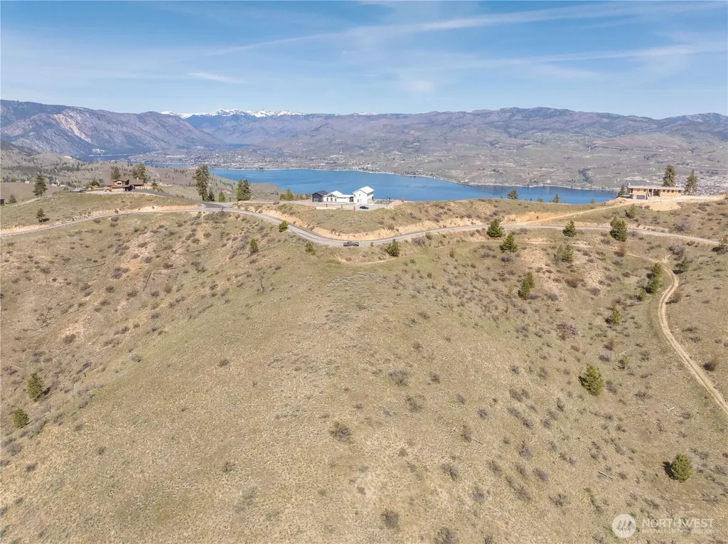 295 Hawks Ridge Road Chelan WA 98816