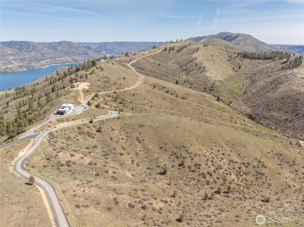 295 Hawks Ridge Road Chelan WA 98816