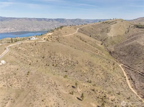 295 Hawks Ridge Road Chelan WA 98816