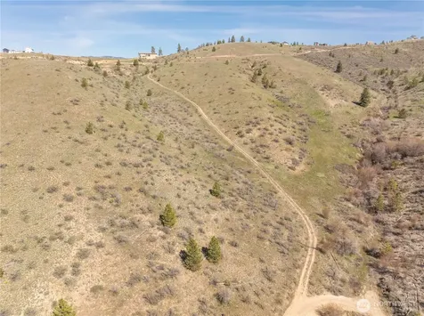 295 Hawks Ridge Road Chelan WA 98816