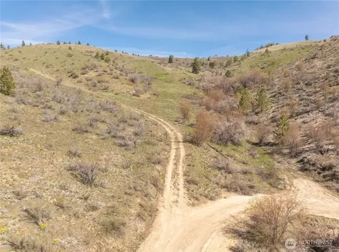 295 Hawks Ridge Road Chelan WA 98816