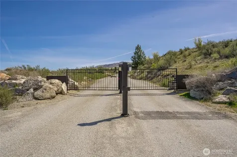 295 Hawks Ridge Road Chelan WA 98816