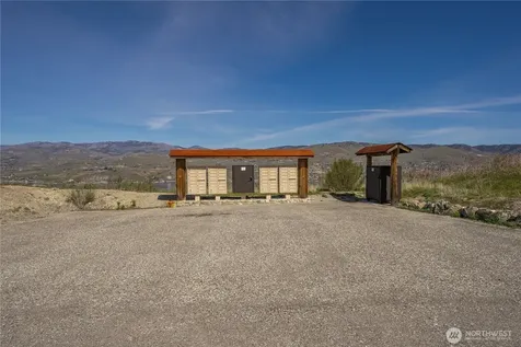 295 Hawks Ridge Road Chelan WA 98816
