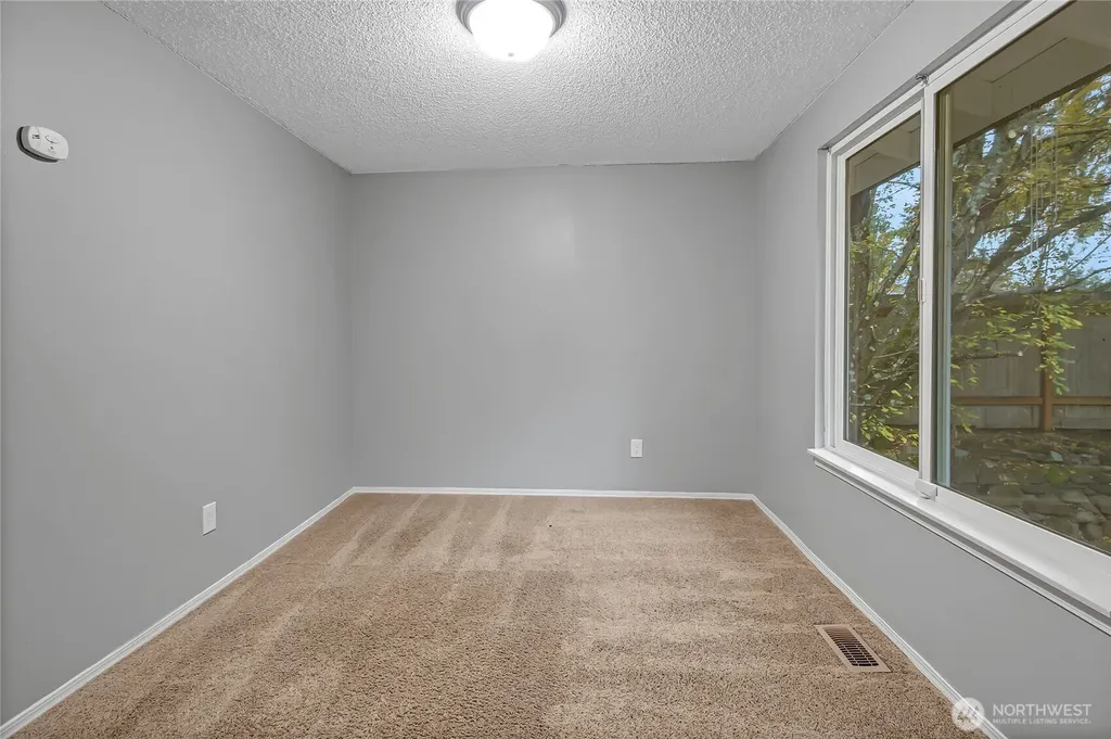5310 66th Avenue W University Place WA 98467