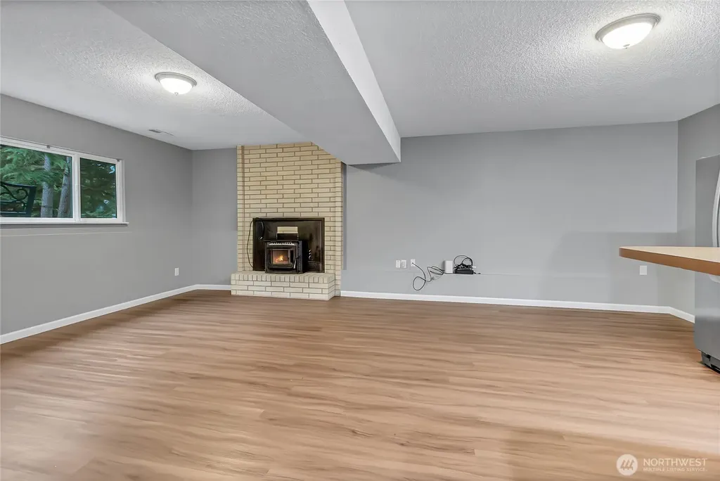 5310 66th Avenue W University Place WA 98467