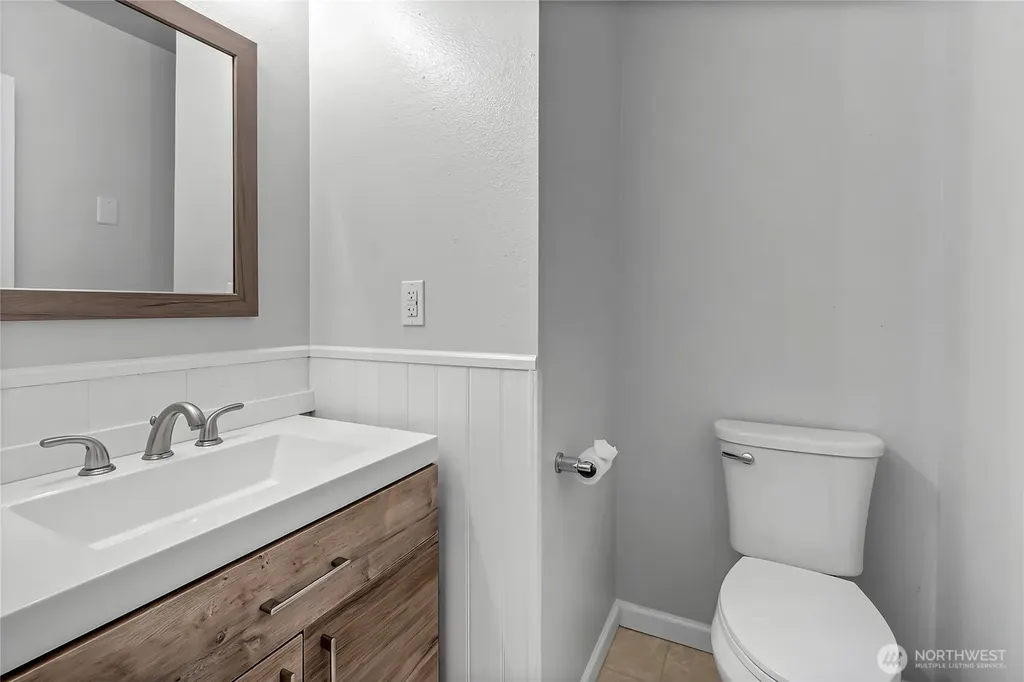 5310 66th Avenue W University Place WA 98467