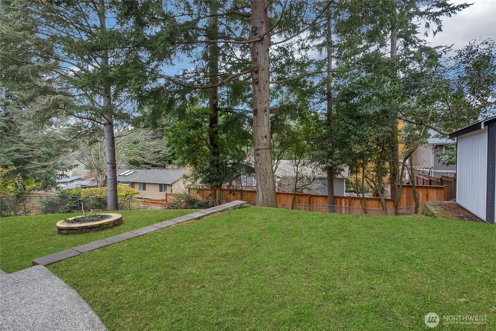 5310 66th Avenue W University Place WA 98467