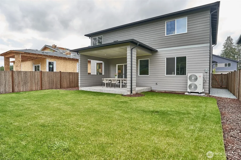 1525 138th Street E Tacoma WA 98445