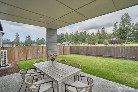 1525 138th Street E Tacoma WA 98445