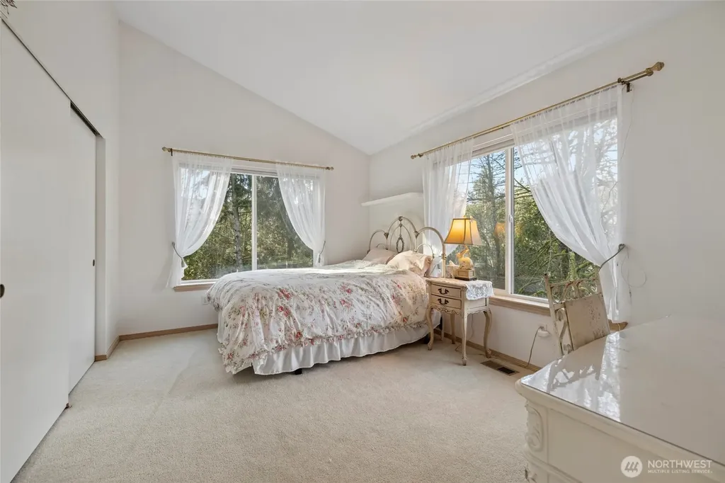 22068 Mcmurray Shore Drive Mount Vernon WA 98274