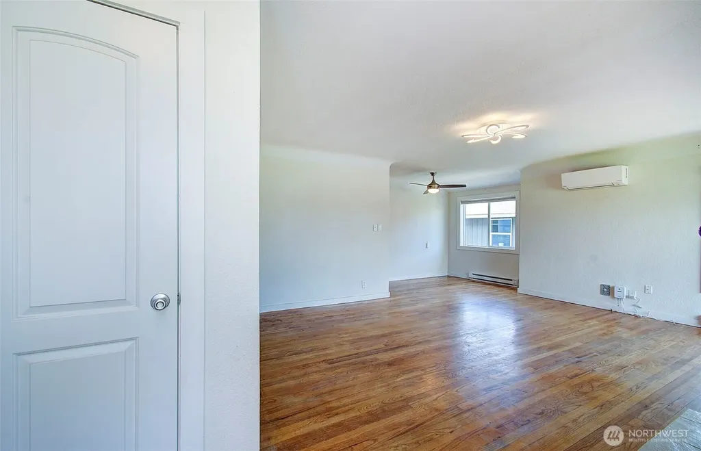 2787 Maryland Street Longview WA 98632