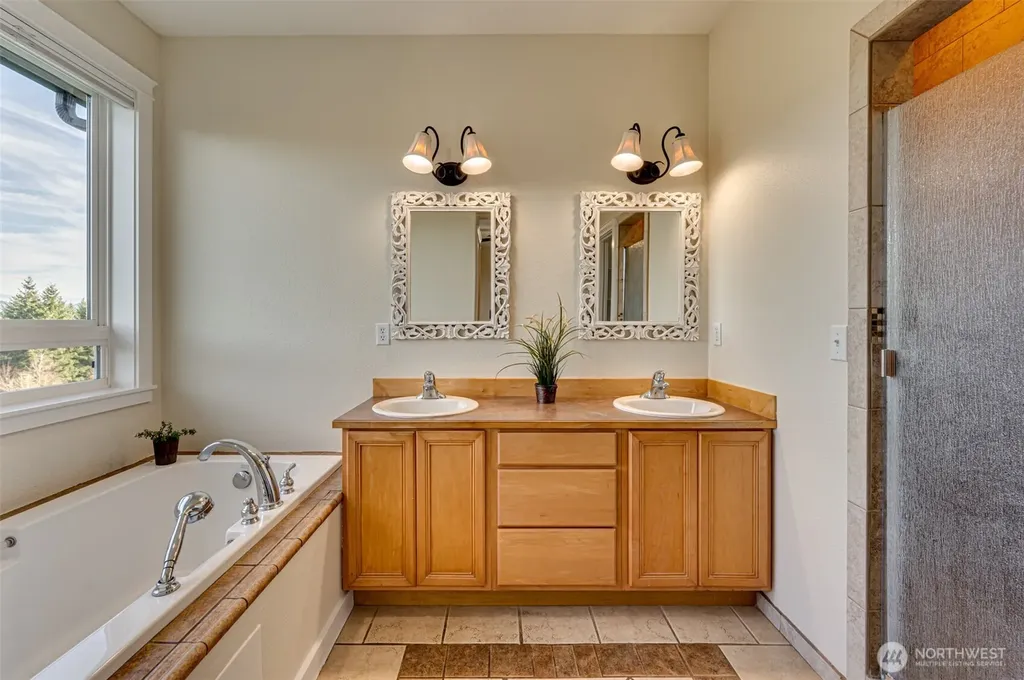 3900 NE 425th Street Woodland WA 98674
